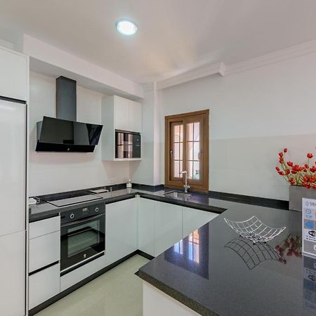 Apartamento Centrico Sibarys - 2 Dormitorios- Calle Pintada Nerja Luaran gambar