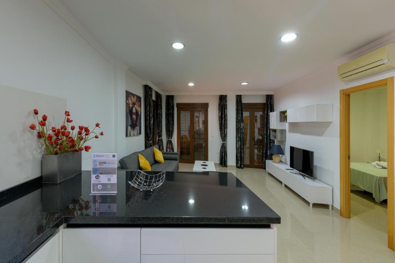 Apartamento Centrico Sibarys - 2 Dormitorios- Calle Pintada Nerja Luaran gambar